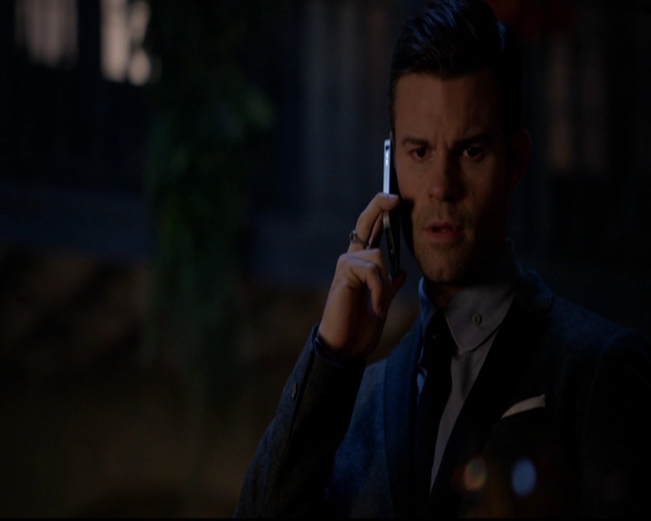 VampireDiariesWorld-dot-nl_TheOriginals_3x07OutOfTheEasy2234.jpg