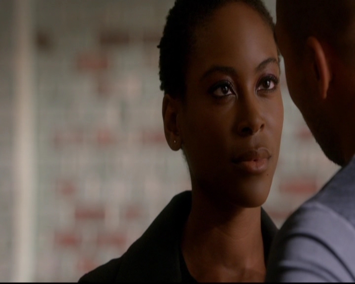 VampireDiariesWorld-dot-nl_TheOriginals_3x08TheOtherGirlInNewOrleans0502.jpg