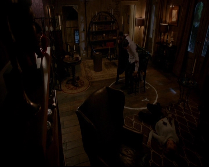 VampireDiariesWorld-dot-nl_TheOriginals_3x08TheOtherGirlInNewOrleans1588.jpg