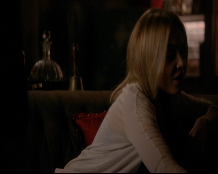 VampireDiariesWorld-dot-nl_TheOriginals_3x08TheOtherGirlInNewOrleans2114.jpg