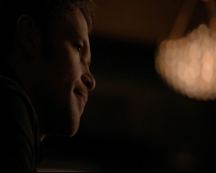 VampireDiariesWorld-dot-nl_TheOriginals_3x08TheOtherGirlInNewOrleans2150.jpg