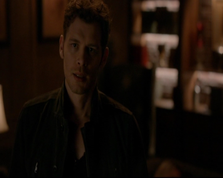 VampireDiariesWorld-dot-nl_TheOriginals_3x08TheOtherGirlInNewOrleans2208.jpg