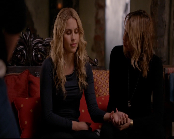 VampireDiariesWorld-dot-nl_TheOriginals_3x09Savior0911.jpg