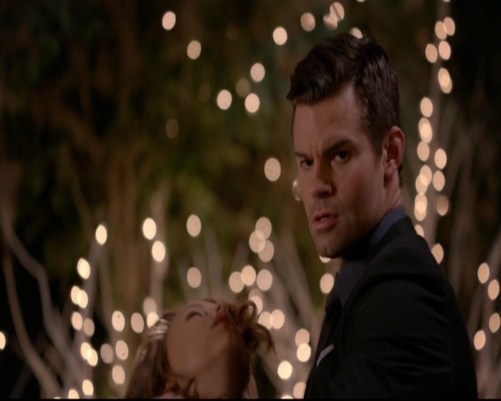 VampireDiariesWorld-dot-nl_TheOriginals_3x09Savior0937.jpg