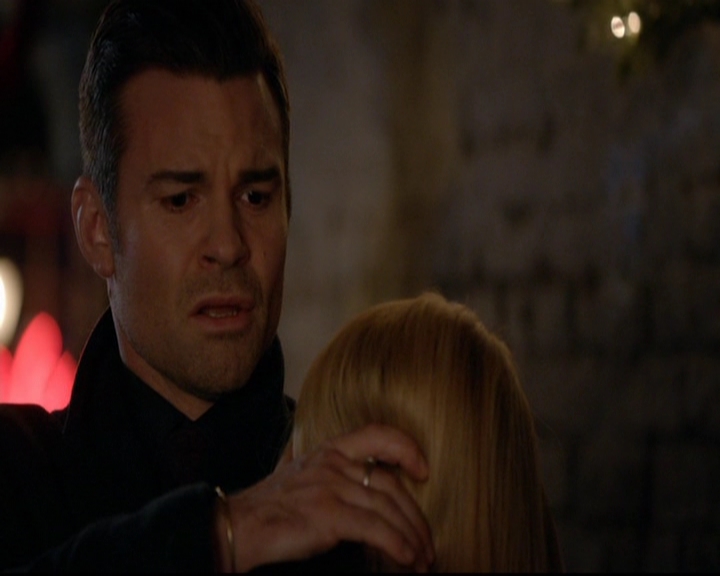 VampireDiariesWorld-dot-nl_TheOriginals_3x09Savior2185.jpg