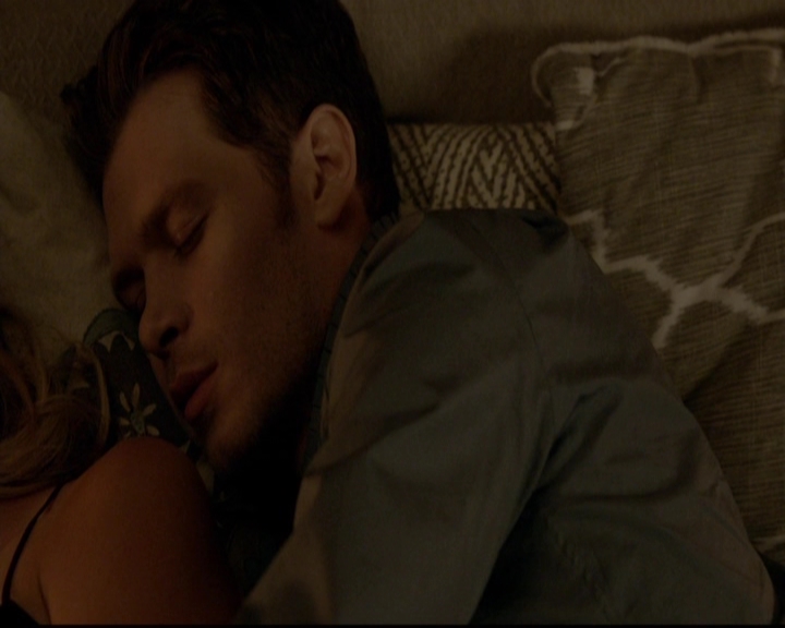 VampireDiariesWorld-dot-nl_TheOriginals_3x09Savior2245.jpg