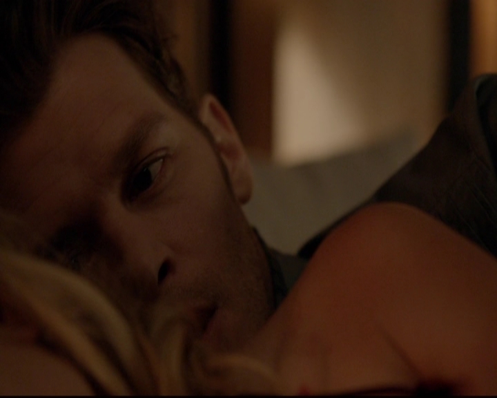 VampireDiariesWorld-dot-nl_TheOriginals_3x09Savior2250.jpg