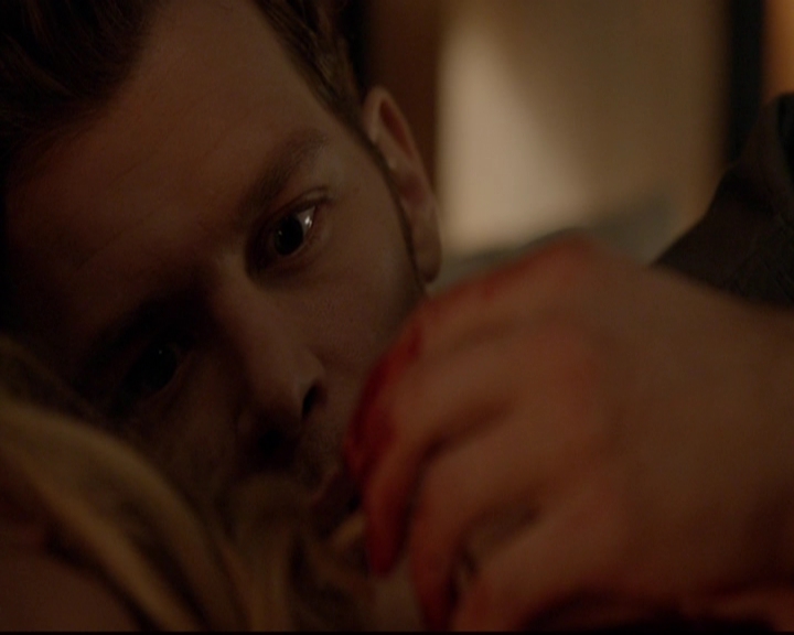 VampireDiariesWorld-dot-nl_TheOriginals_3x09Savior2252.jpg