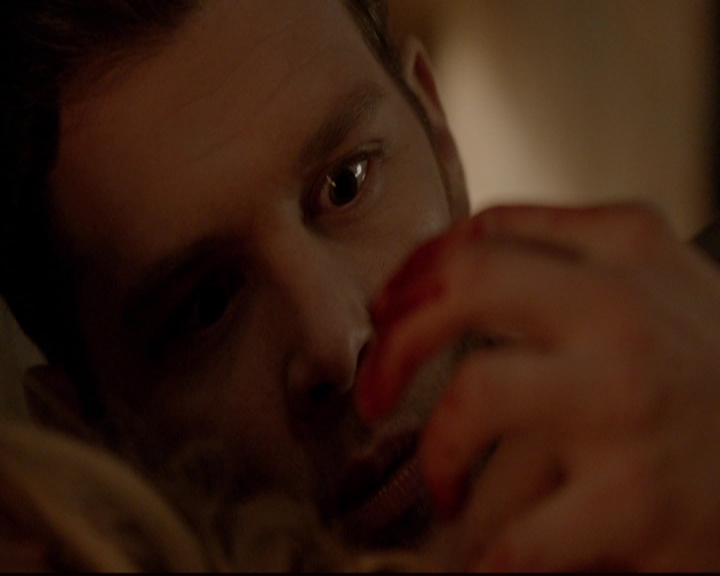 VampireDiariesWorld-dot-nl_TheOriginals_3x09Savior2267.jpg