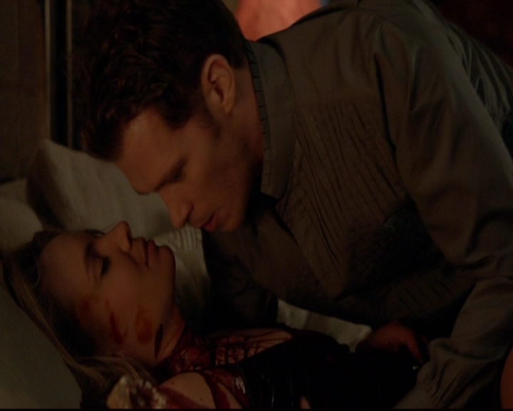 VampireDiariesWorld-dot-nl_TheOriginals_3x09Savior2275.jpg