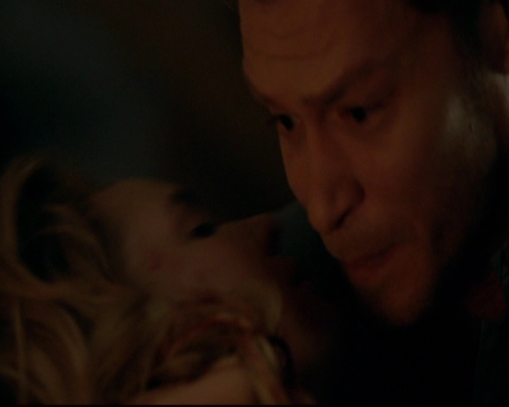 VampireDiariesWorld-dot-nl_TheOriginals_3x09Savior2278.jpg