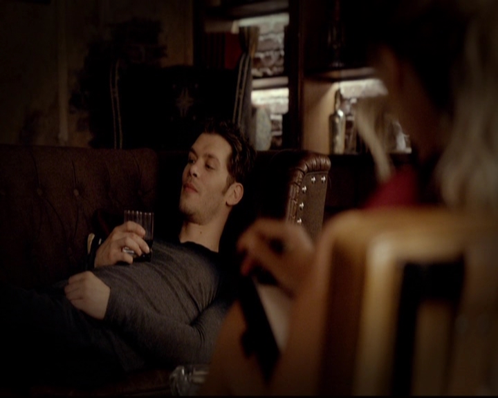 VampireDiariesWorld-dot-nl_TheOriginals_3x10AGhostAlongTheMississippi0007.jpg