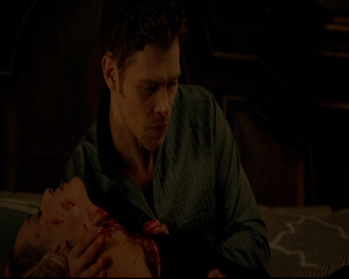 VampireDiariesWorld-dot-nl_TheOriginals_3x10AGhostAlongTheMississippi0103.jpg