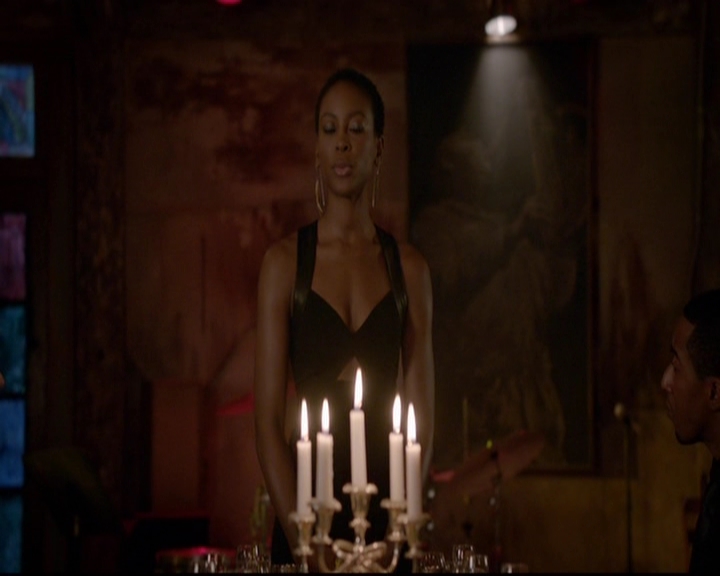 VampireDiariesWorld-dot-nl_TheOriginals_3x11WildAtHeart0009.jpg