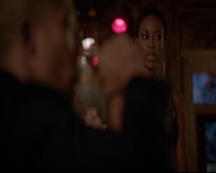 VampireDiariesWorld-dot-nl_TheOriginals_3x11WildAtHeart0024.jpg