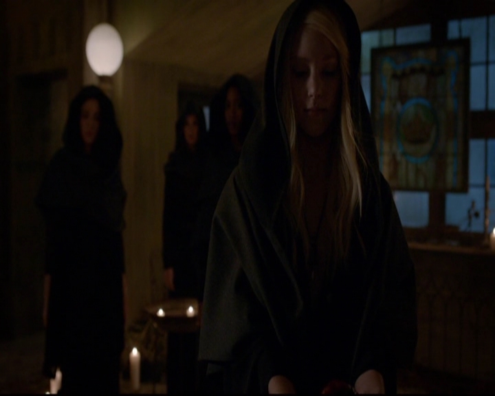 VampireDiariesWorld-dot-nl_TheOriginals_3x11WildAtHeart0042.jpg