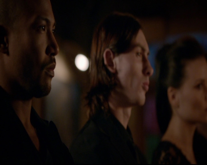 VampireDiariesWorld-dot-nl_TheOriginals_3x11WildAtHeart0100.jpg
