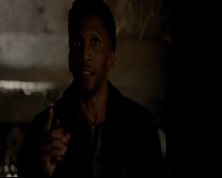 VampireDiariesWorld-dot-nl_TheOriginals_3x12DeadAngels0034.jpg