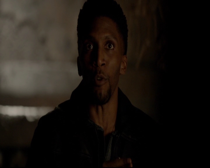 VampireDiariesWorld-dot-nl_TheOriginals_3x12DeadAngels0036.jpg