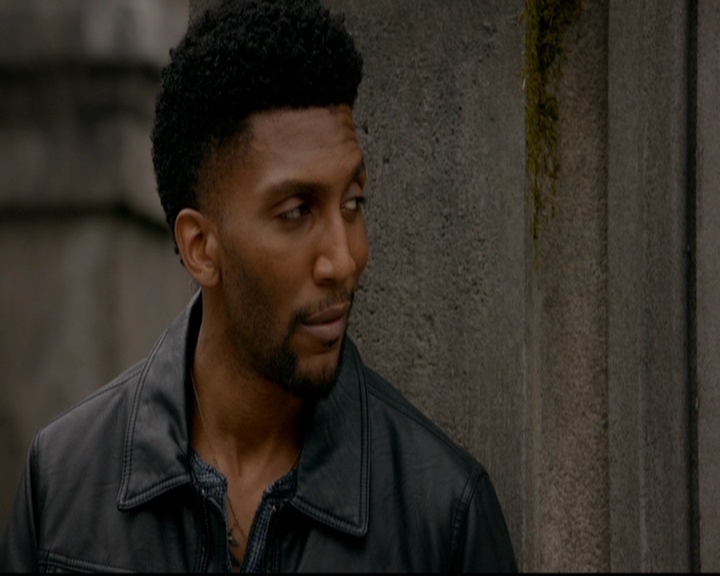 VampireDiariesWorld-dot-nl_TheOriginals_3x12DeadAngels0198.jpg