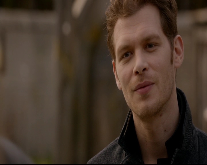 VampireDiariesWorld-dot-nl_TheOriginals_3x12DeadAngels0216.jpg