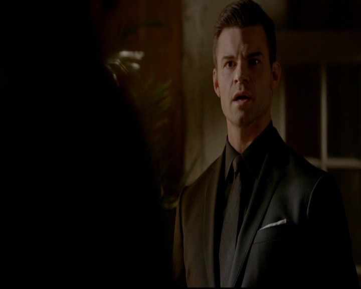 VampireDiariesWorld-dot-nl_TheOriginals_3x12DeadAngels0323.jpg