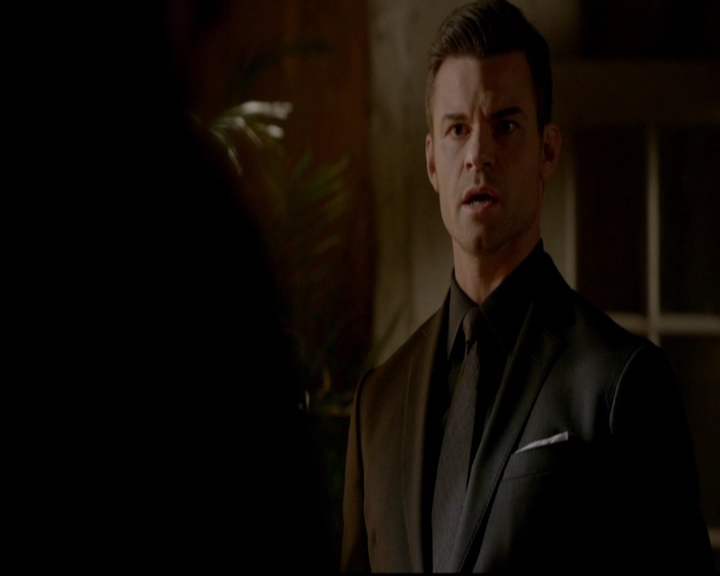 VampireDiariesWorld-dot-nl_TheOriginals_3x12DeadAngels0324.jpg