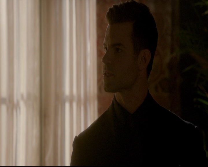 VampireDiariesWorld-dot-nl_TheOriginals_3x12DeadAngels0383.jpg