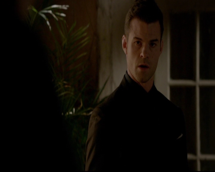 VampireDiariesWorld-dot-nl_TheOriginals_3x12DeadAngels0404.jpg