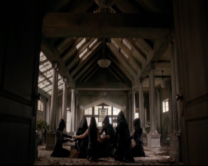 VampireDiariesWorld-dot-nl_TheOriginals_3x12DeadAngels0423.jpg