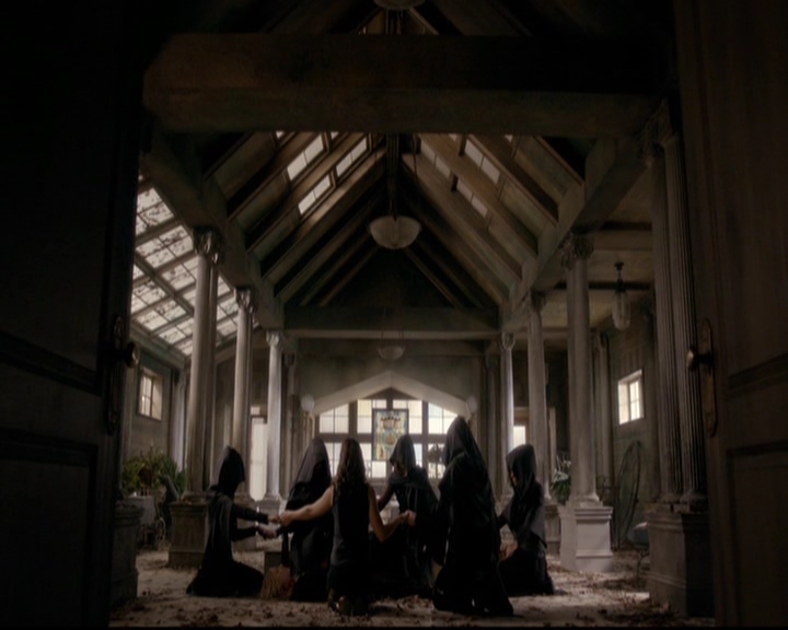 VampireDiariesWorld-dot-nl_TheOriginals_3x12DeadAngels0424.jpg