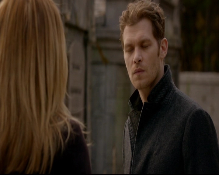 VampireDiariesWorld-dot-nl_TheOriginals_3x12DeadAngels0509.jpg