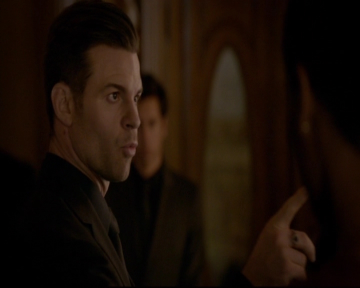 VampireDiariesWorld-dot-nl_TheOriginals_3x12DeadAngels0613.jpg