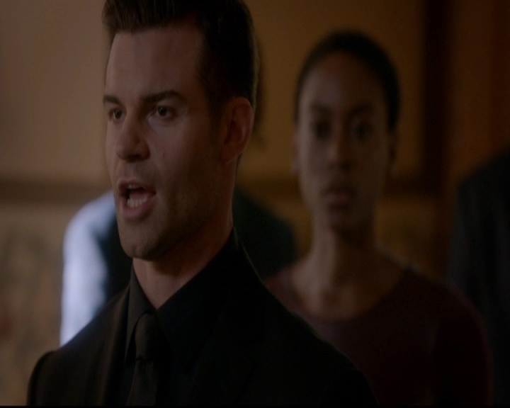 VampireDiariesWorld-dot-nl_TheOriginals_3x12DeadAngels0618.jpg