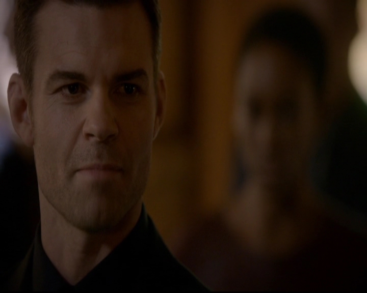 VampireDiariesWorld-dot-nl_TheOriginals_3x12DeadAngels0623.jpg