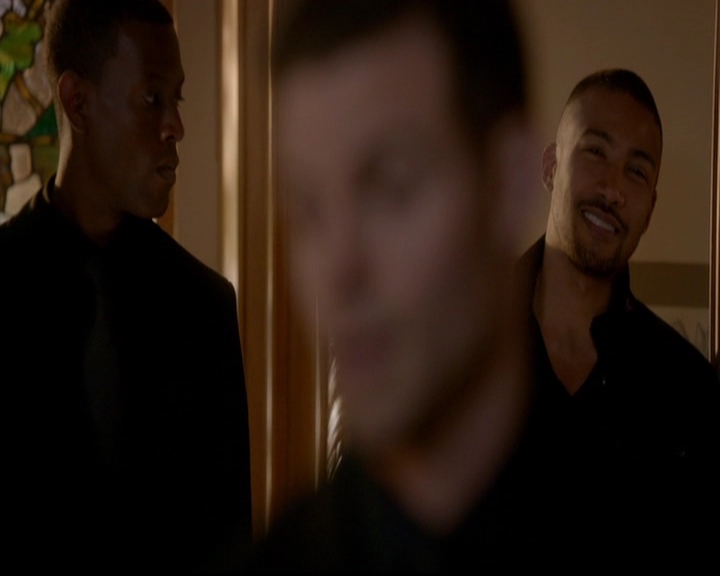 VampireDiariesWorld-dot-nl_TheOriginals_3x12DeadAngels0640.jpg