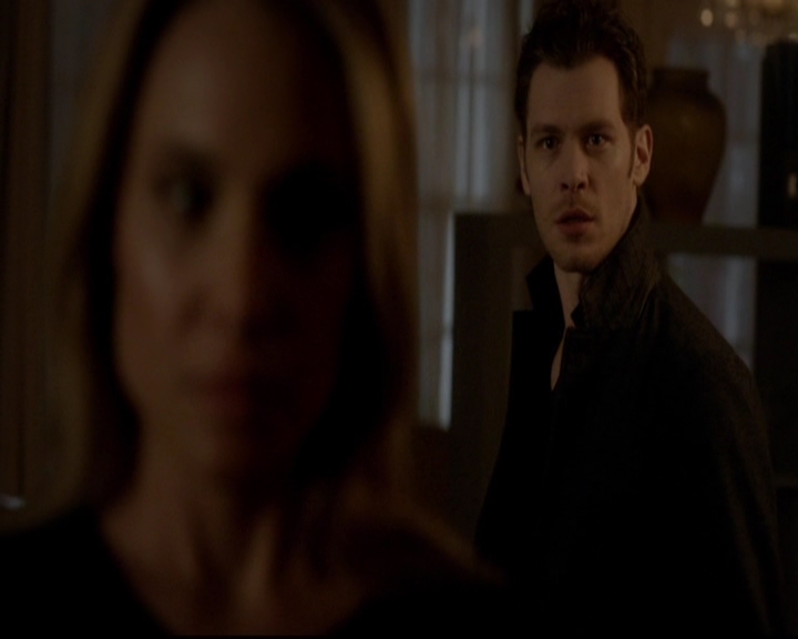 VampireDiariesWorld-dot-nl_TheOriginals_3x12DeadAngels2061.jpg