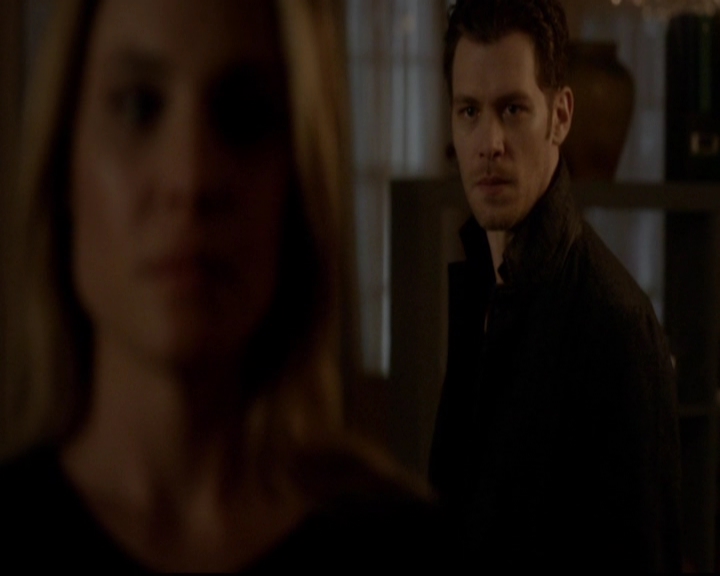 VampireDiariesWorld-dot-nl_TheOriginals_3x12DeadAngels2062.jpg