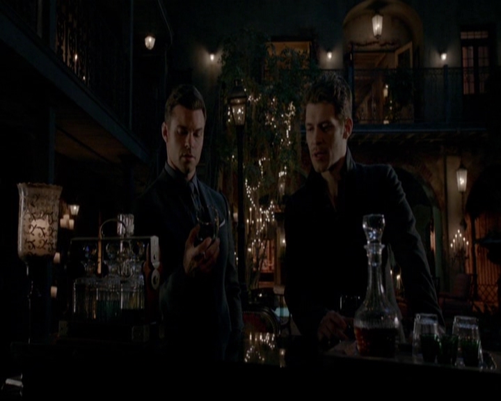 VampireDiariesWorld-dot-nl_TheOriginals_3x12DeadAngels2168.jpg