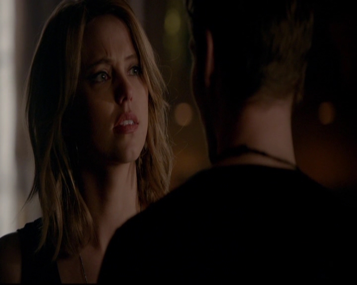 VampireDiariesWorld-dot-nl_TheOriginals_3x13HeartShapedBox0086.jpg