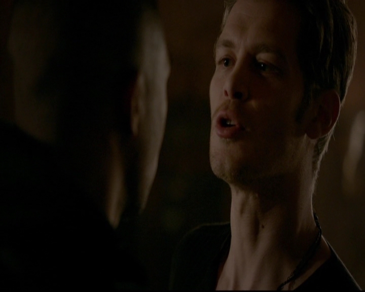 VampireDiariesWorld-dot-nl_TheOriginals_3x13HeartShapedBox0114.jpg