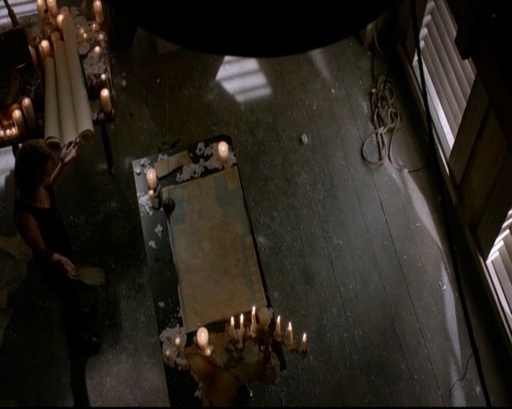 VampireDiariesWorld-dot-nl_TheOriginals_3x13HeartShapedBox0144.jpg