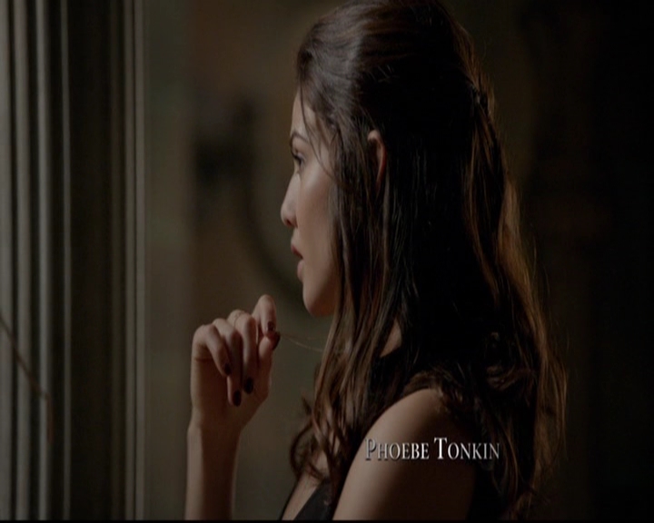 VampireDiariesWorld-dot-nl_TheOriginals_3x13HeartShapedBox0197.jpg