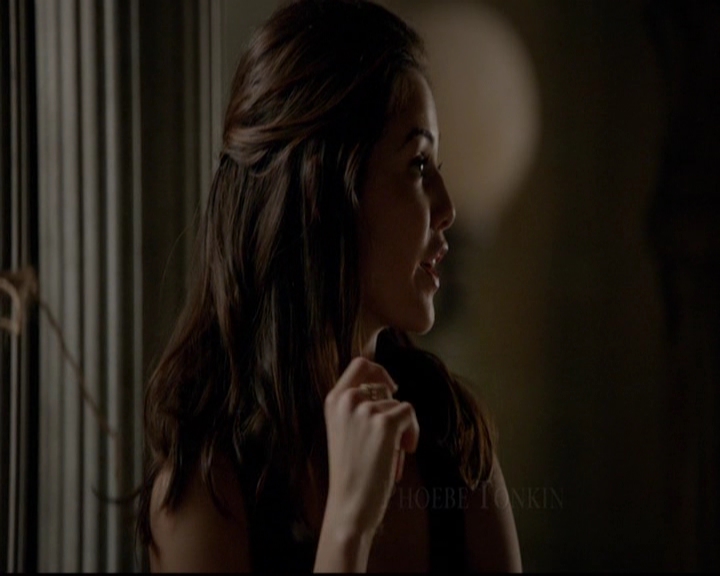 VampireDiariesWorld-dot-nl_TheOriginals_3x13HeartShapedBox0198.jpg