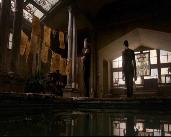 VampireDiariesWorld-dot-nl_TheOriginals_3x13HeartShapedBox0273.jpg