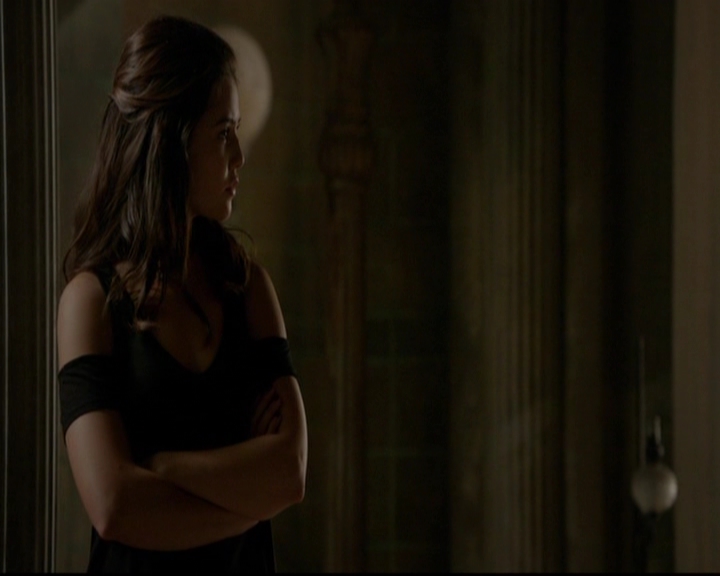 VampireDiariesWorld-dot-nl_TheOriginals_3x13HeartShapedBox0280.jpg