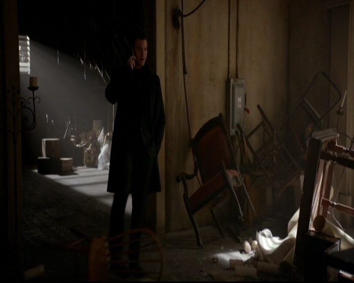 VampireDiariesWorld-dot-nl_TheOriginals_3x13HeartShapedBox0413.jpg