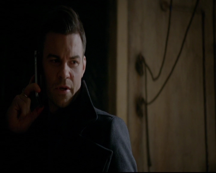 VampireDiariesWorld-dot-nl_TheOriginals_3x13HeartShapedBox0421.jpg