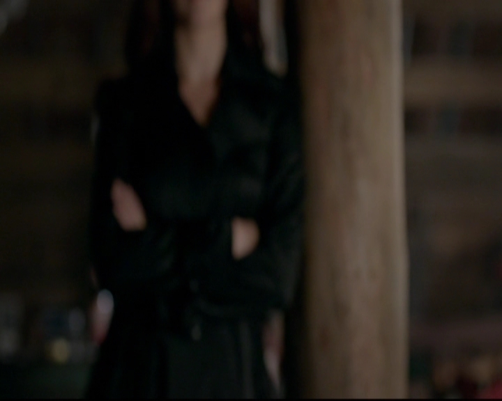 VampireDiariesWorld-dot-nl_TheOriginals_3x13HeartShapedBox0523.jpg