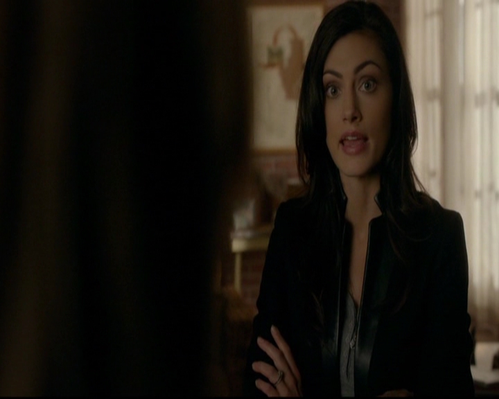 VampireDiariesWorld-dot-nl_TheOriginals_3x13HeartShapedBox0610.jpg